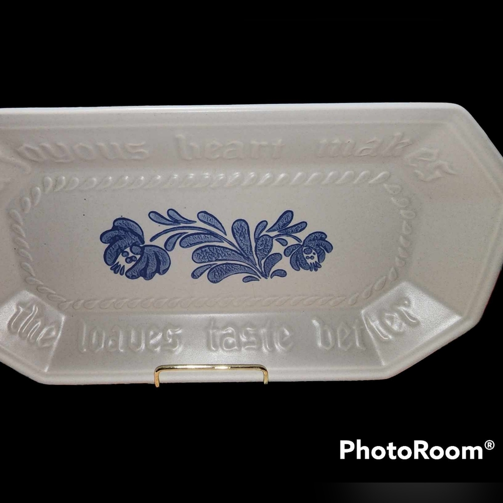 Pfaltzgraff Yorktowne rectangular vintage bread plate.